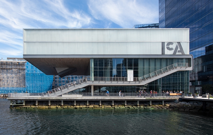 BUILDING_New brand Chuck Choi