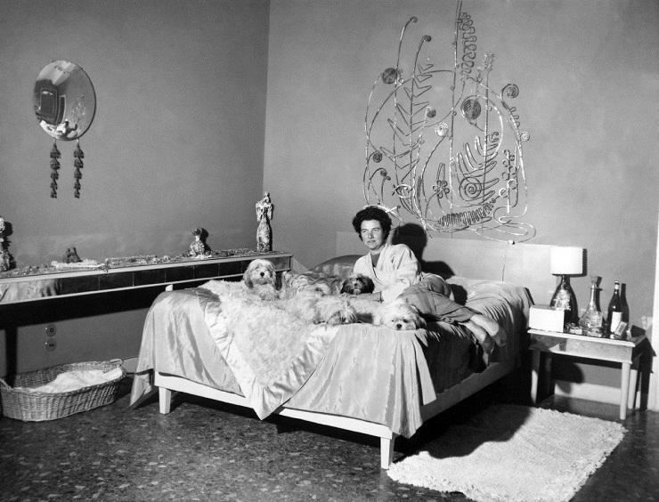 Film still of Peggy Guggenheim 